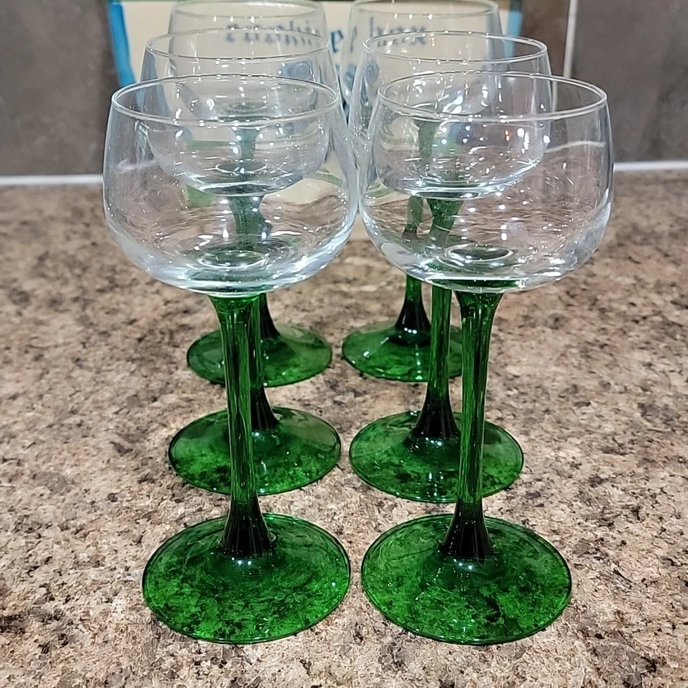 Vintage Luminarc Emerald Green MCM Stemmed Wine Glasses Set of 6